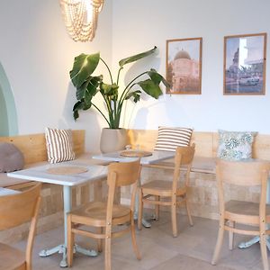 Meshk Airport Hotel